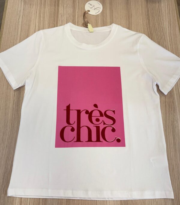 Camiseta Très Chic