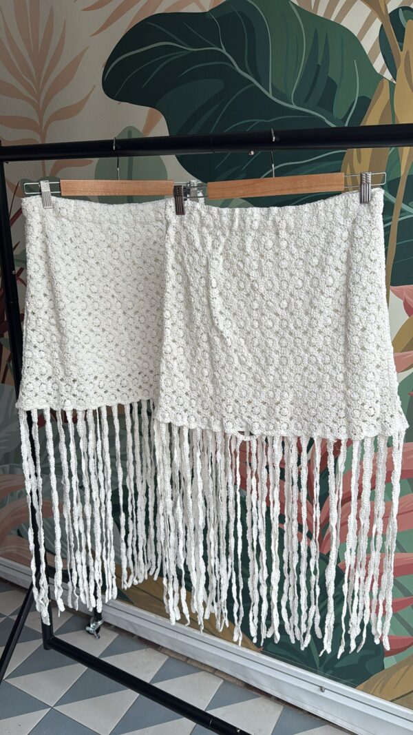 Falda crochet flecos